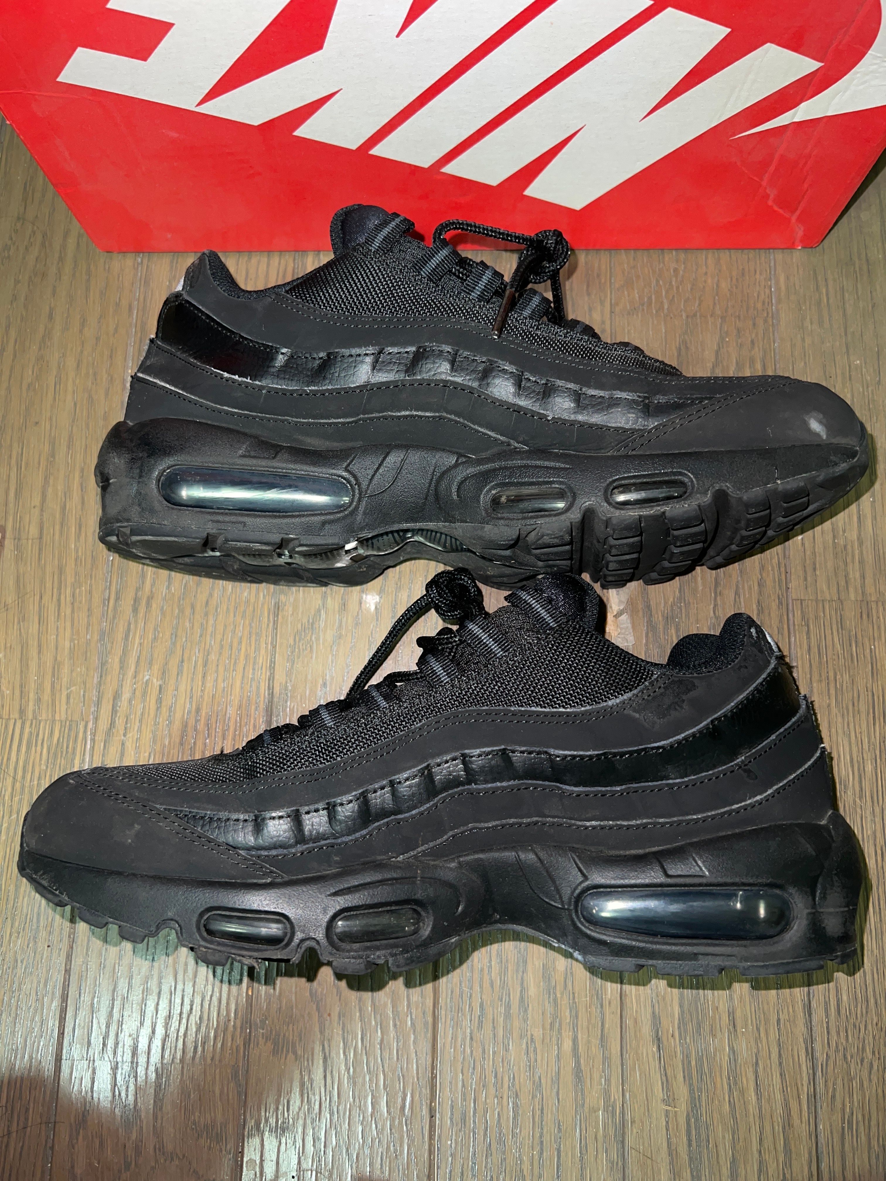 Nike Air Max 95 "Triple Black" (2014/2016/2018)
