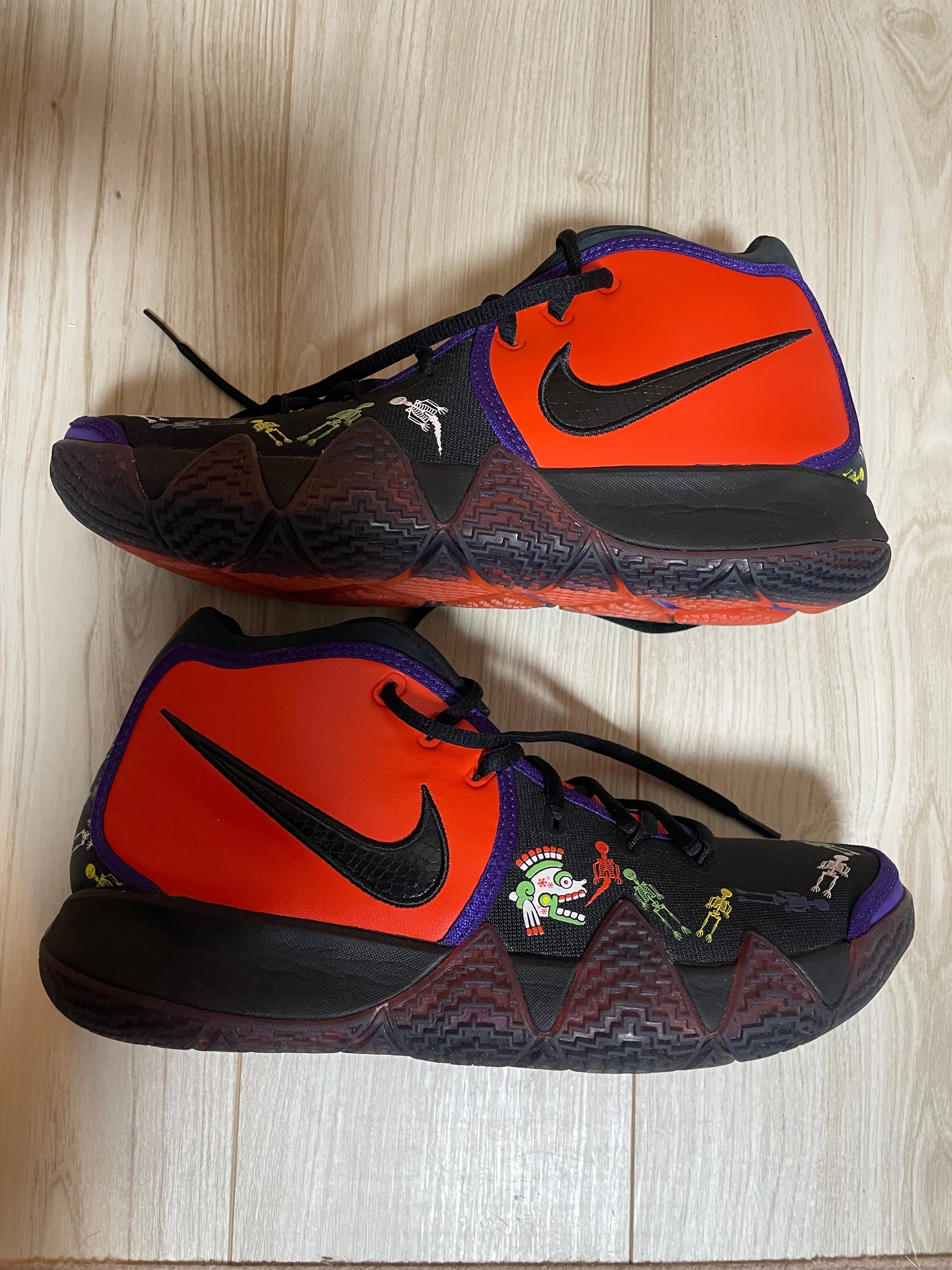 ナイキ カイリー4 "デイ オブ ザ デッド"