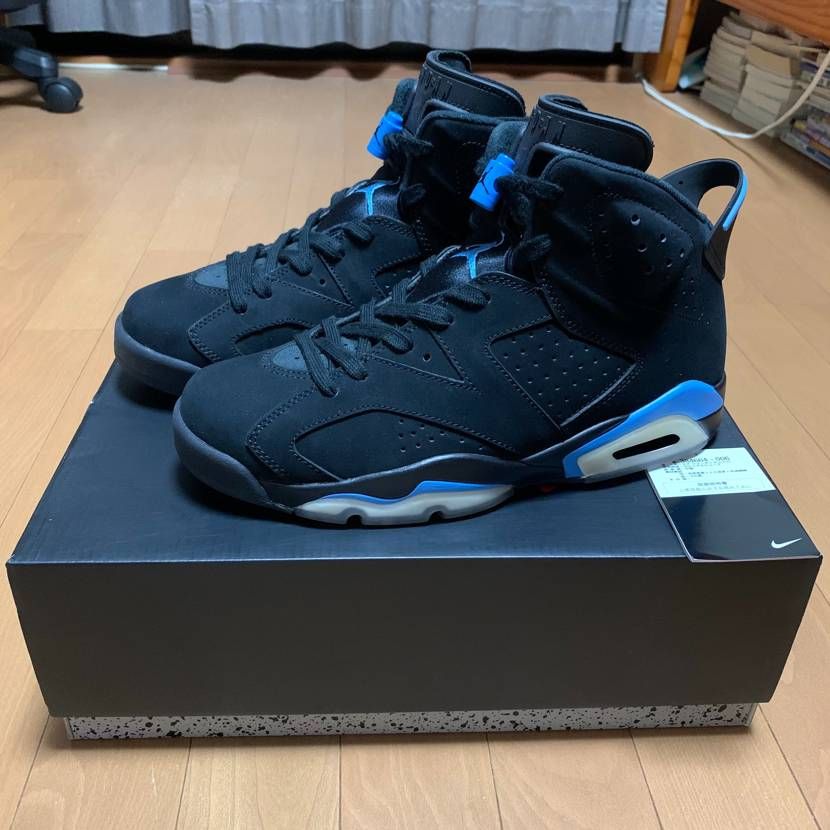 NIKE AIR JORDAN 6 RETRO "UNC"