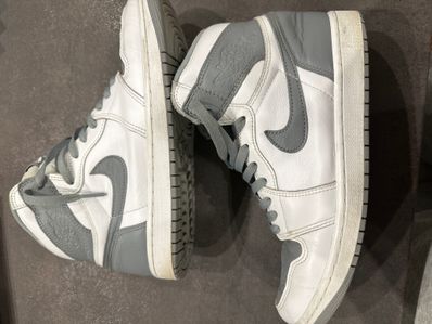 Nike Air Jordan 1 High OG "Stealth"