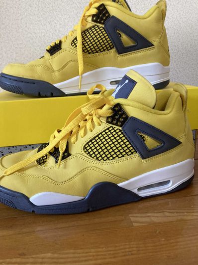 Nike Air Jordan 4 "Tour Yellow"