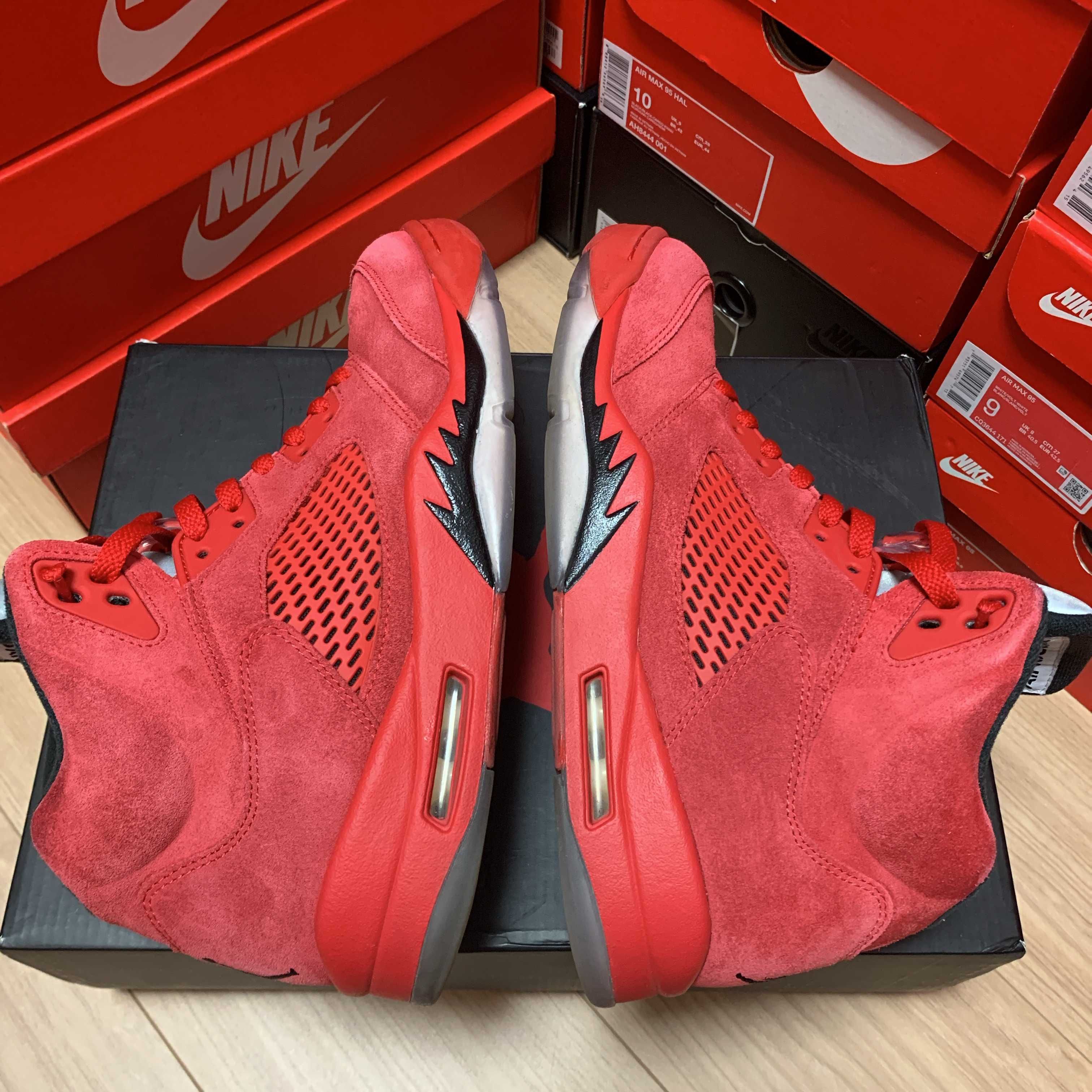 Nike Air Jordan 5 Ratro "Red Suede"