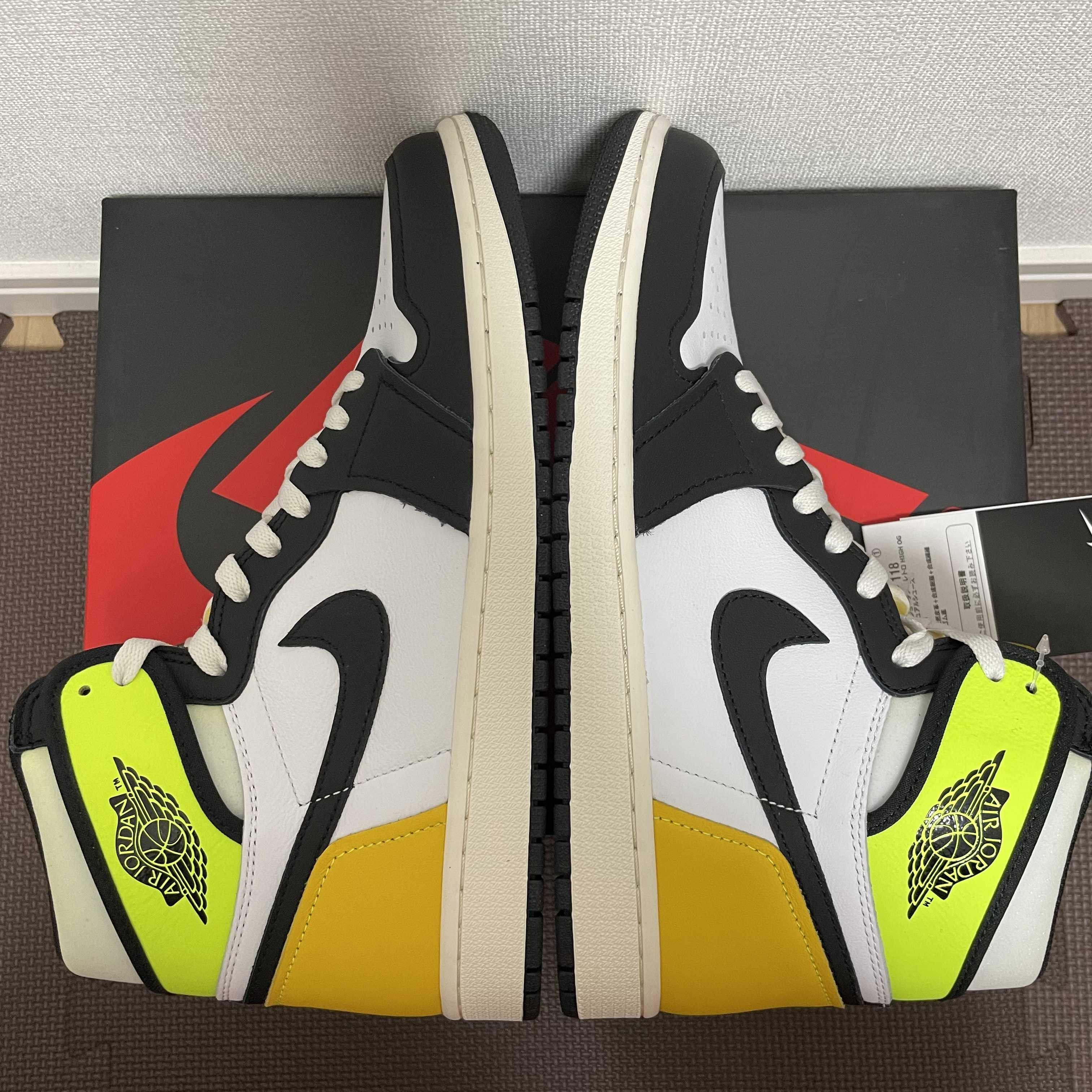 Nike Air Jordan 1 High OG "Volt Gold"