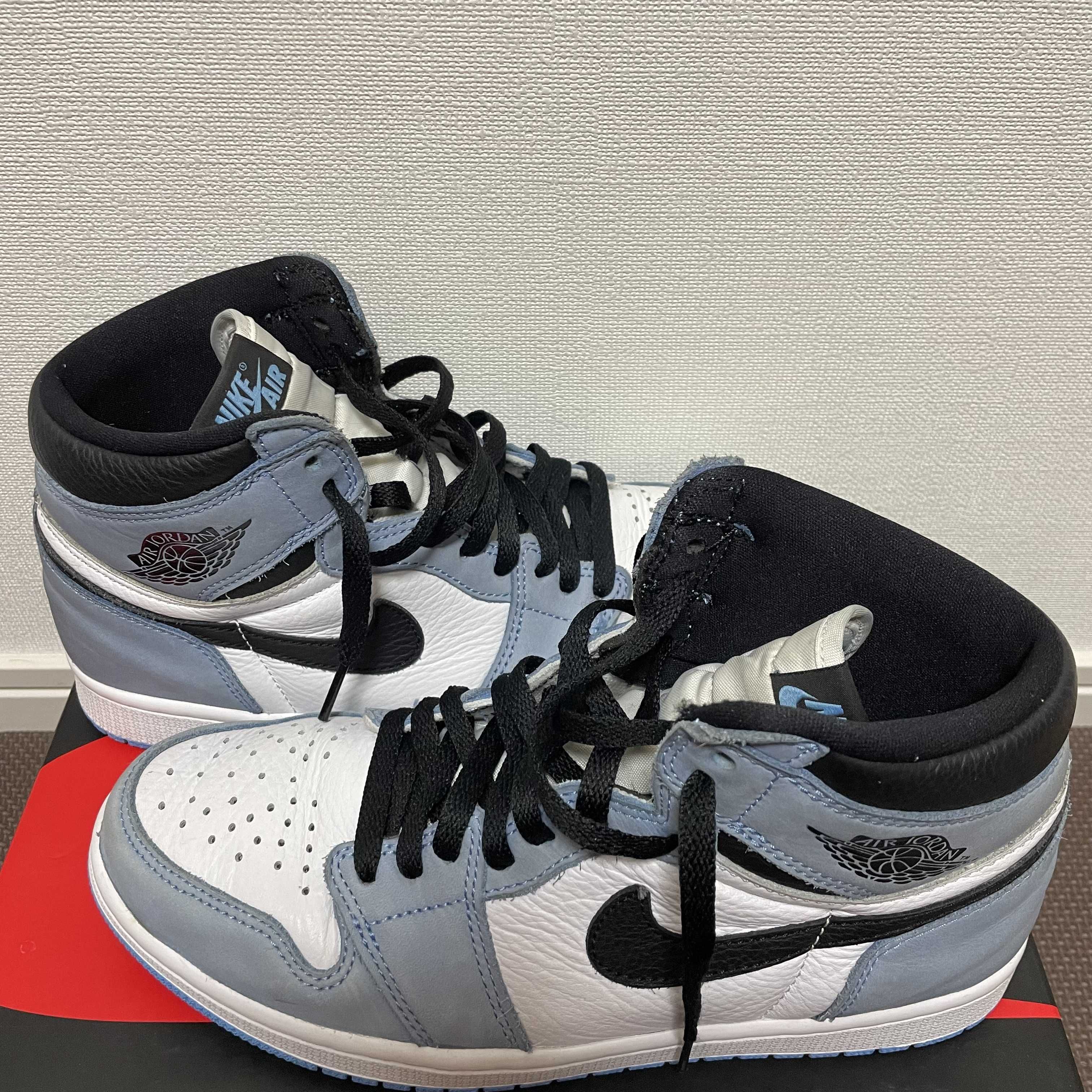 Nike Air Jordan 1 High OG "University Blue"