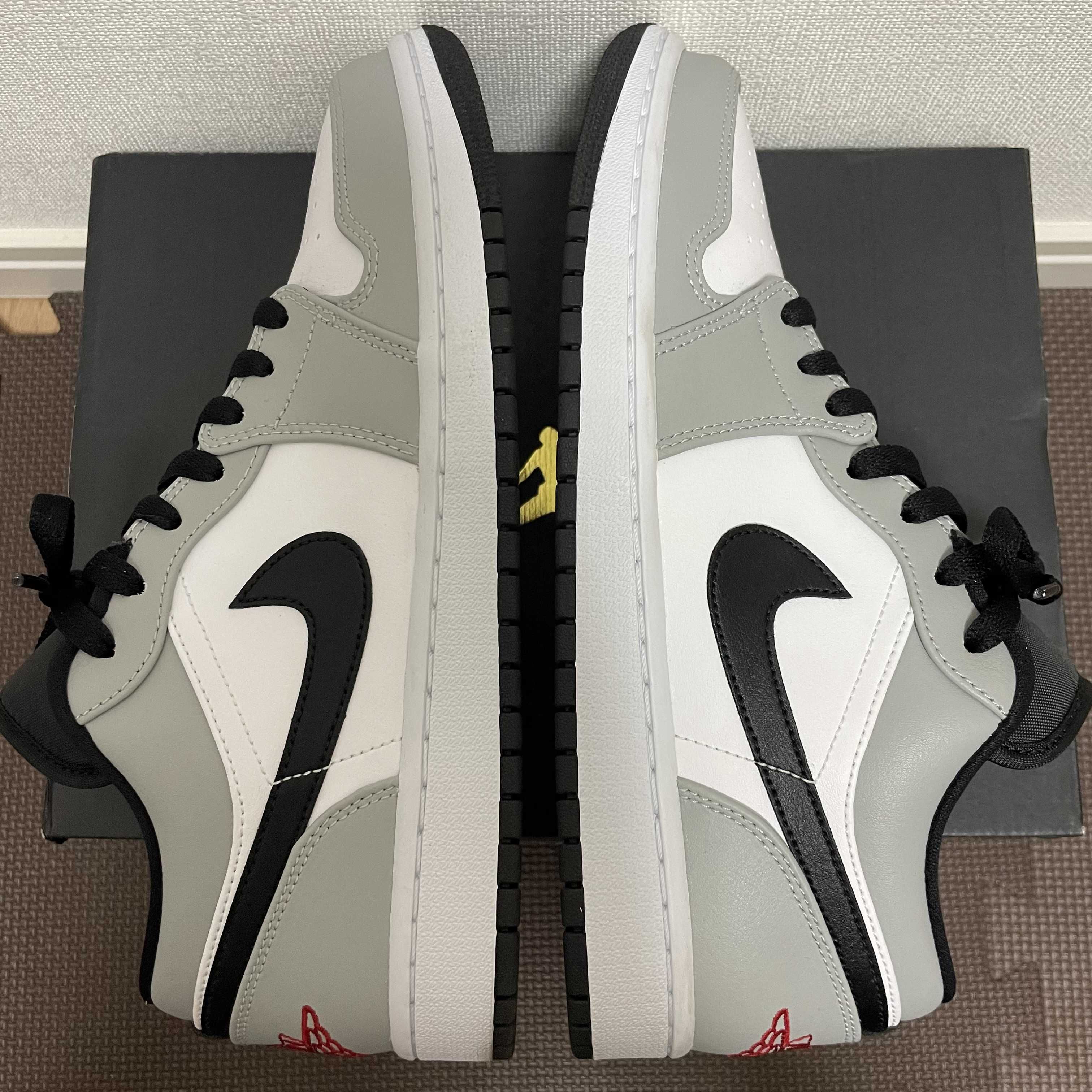 NIKE AIR JORDAN 1 LOW "LIGHT SMOKE GREY"