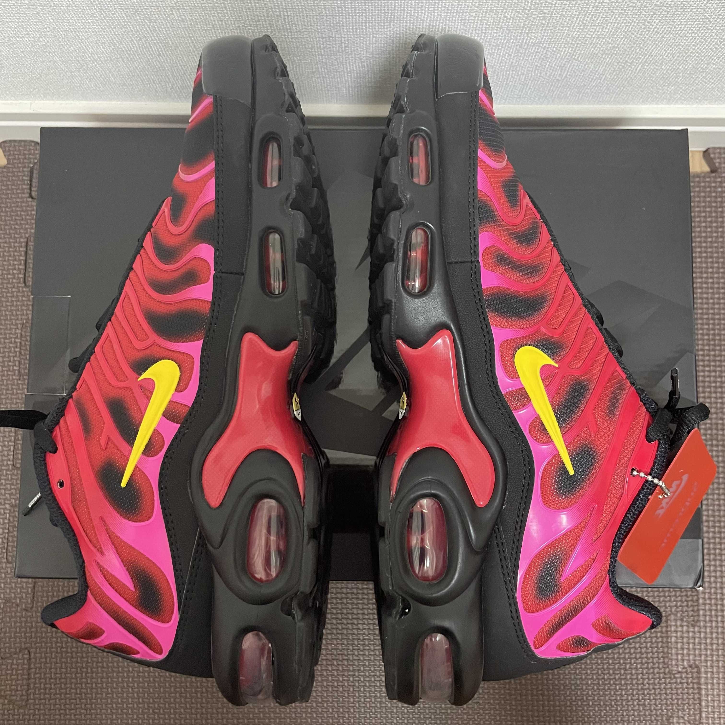 Supreme × Nike Air Max Plus "Hyper Grape"