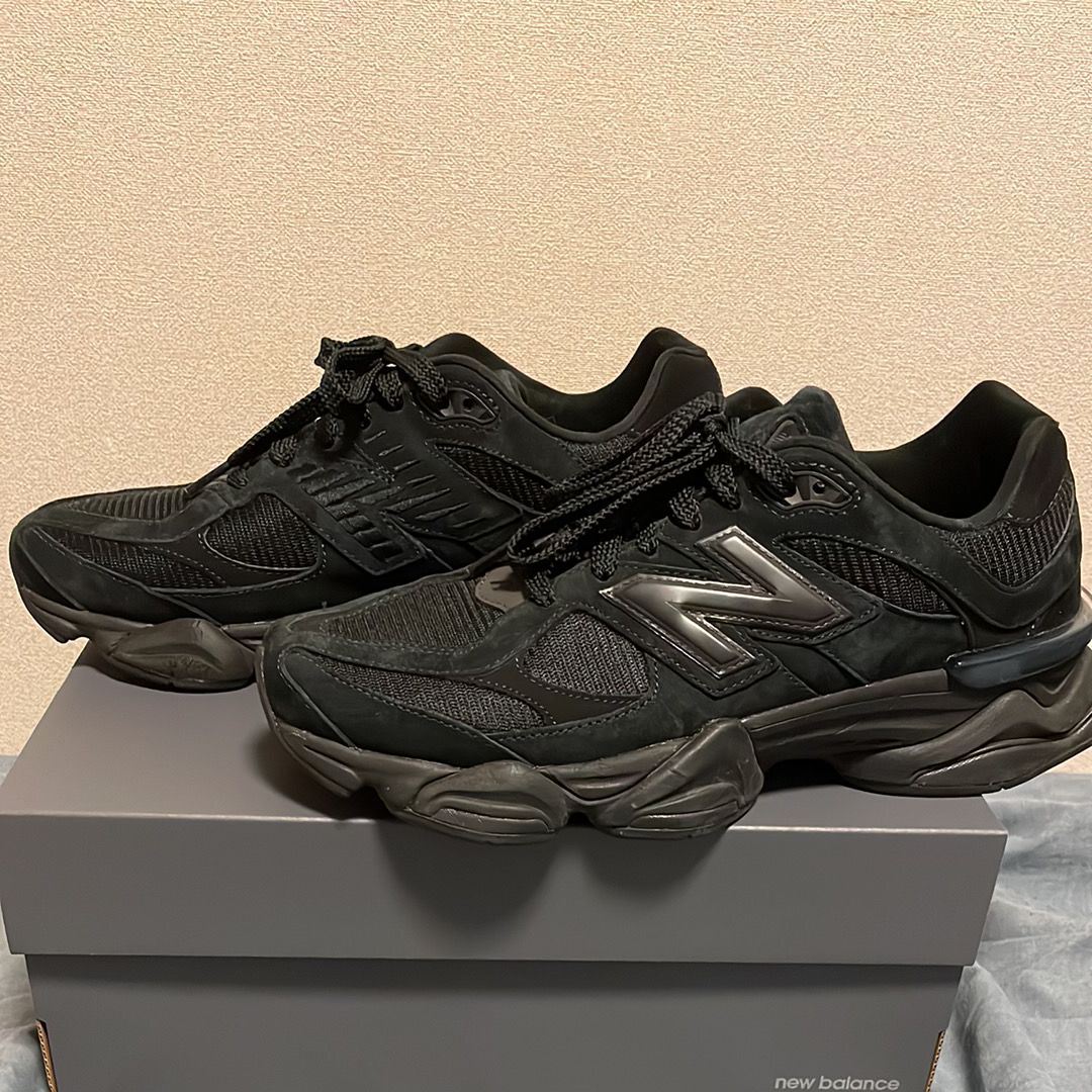 New Balance 9060 "Triple Black"
