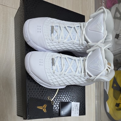 Nike Kobe 3 Protro "Halo" (HM4351-100/HQ9153-100)