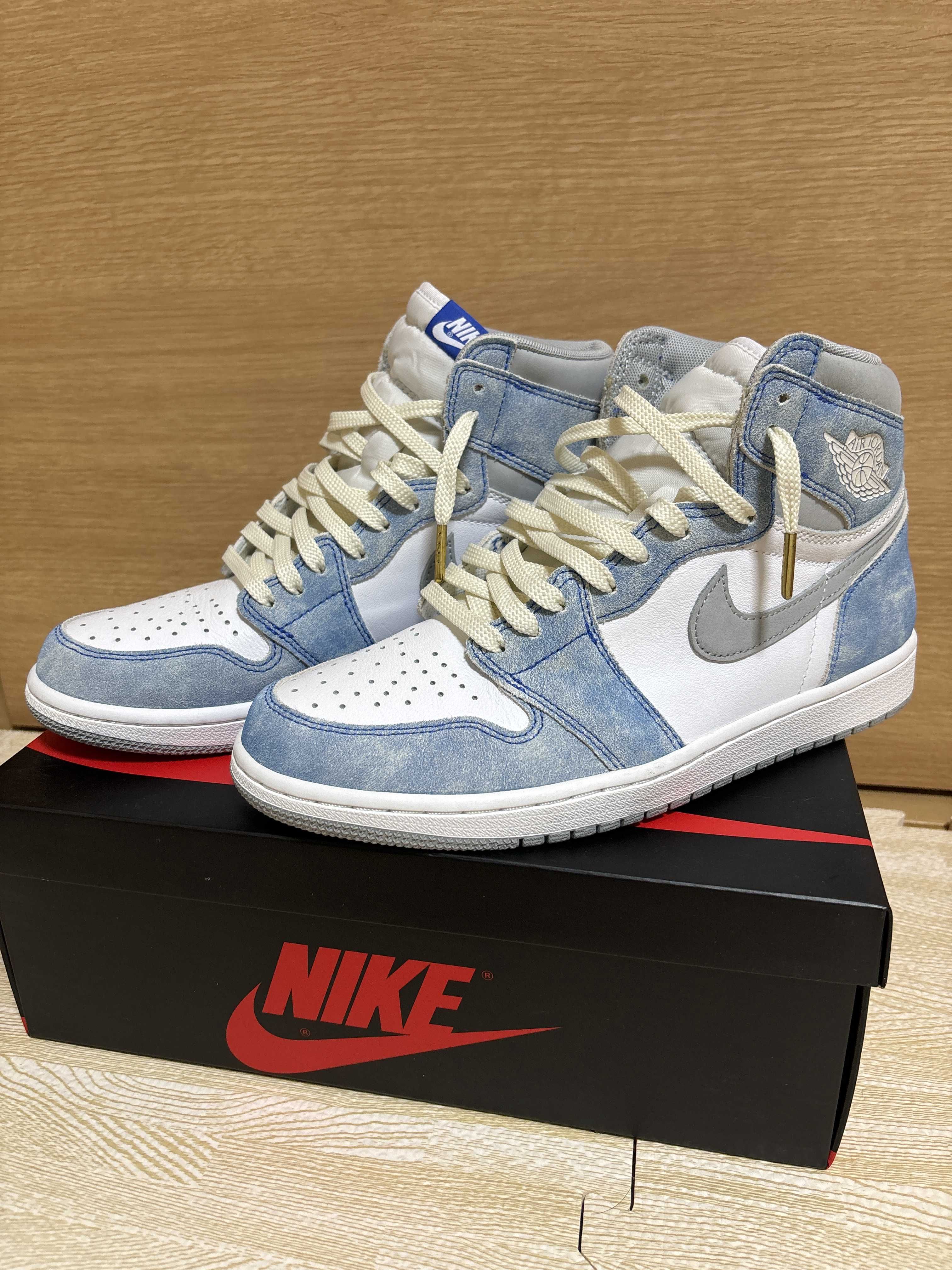 Nike Air Jordan 1 High OG "Hyper Royal"