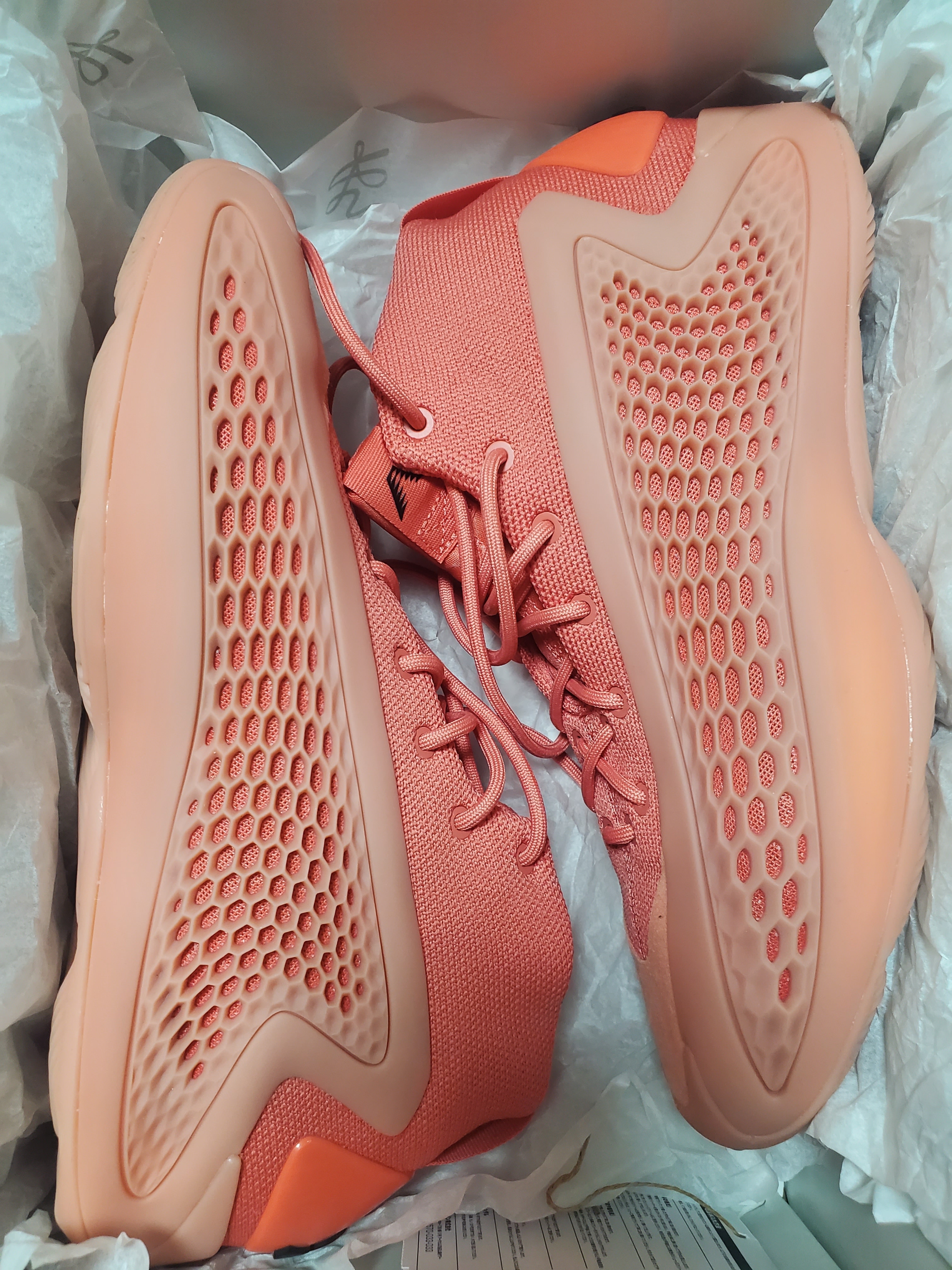 アディダス AE1 ロー "ワンダークレイ/プリラブドスカーレット/コアブラック"