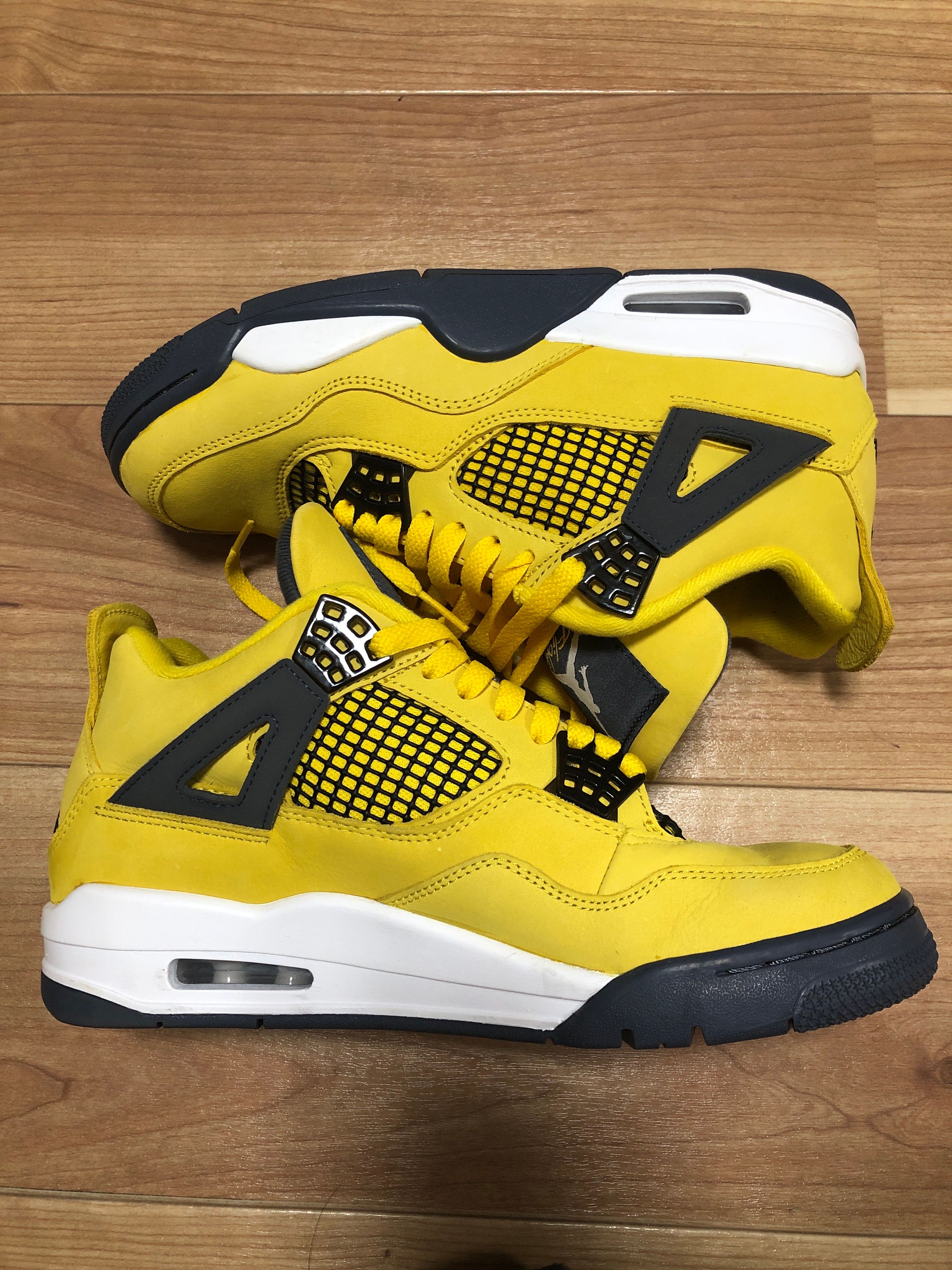 Nike Air Jordan 4 "Tour Yellow"