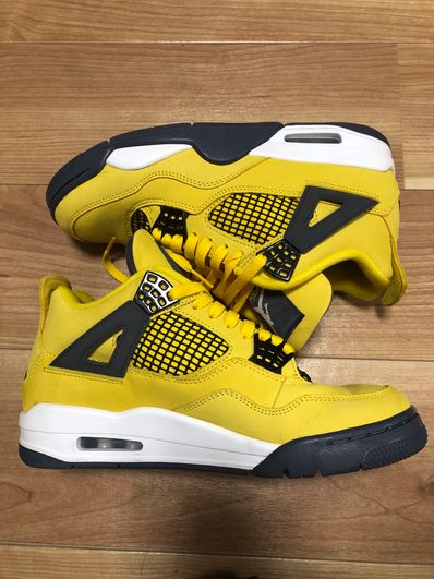 Nike Air Jordan 4 "Tour Yellow"