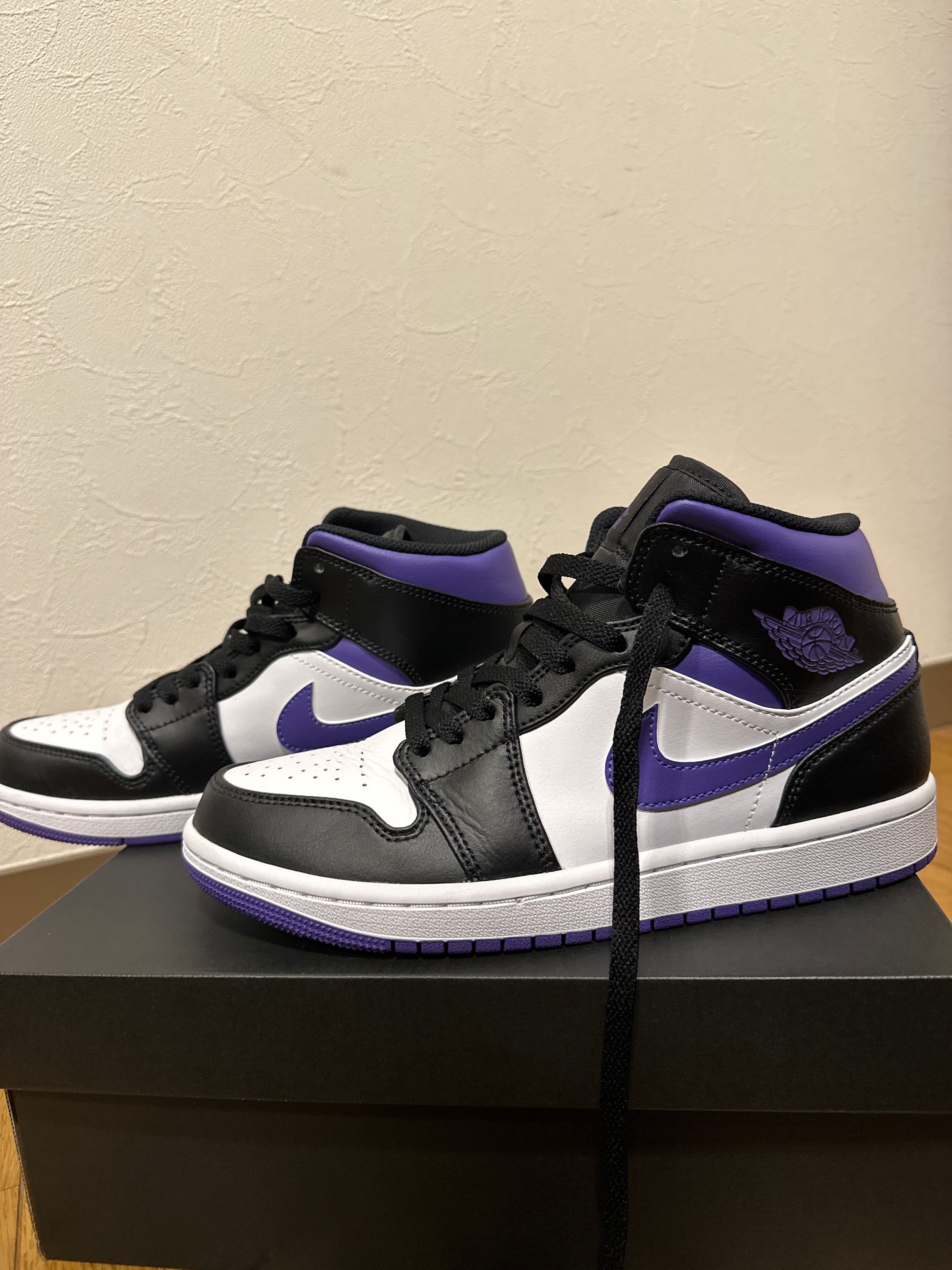 Nike Air Jordan 1 Mid "Black/Court Purple"