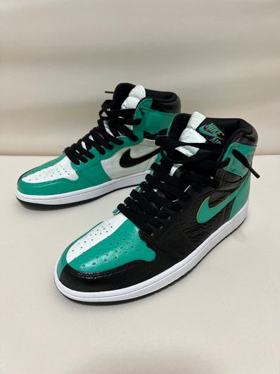 Nike Air Jordan 1 High OG "Light Fusion Red"