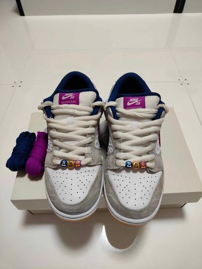 Rayssa Leal × Nike SB Dunk Low PRM "Pure Platinum and Vivid Purple"