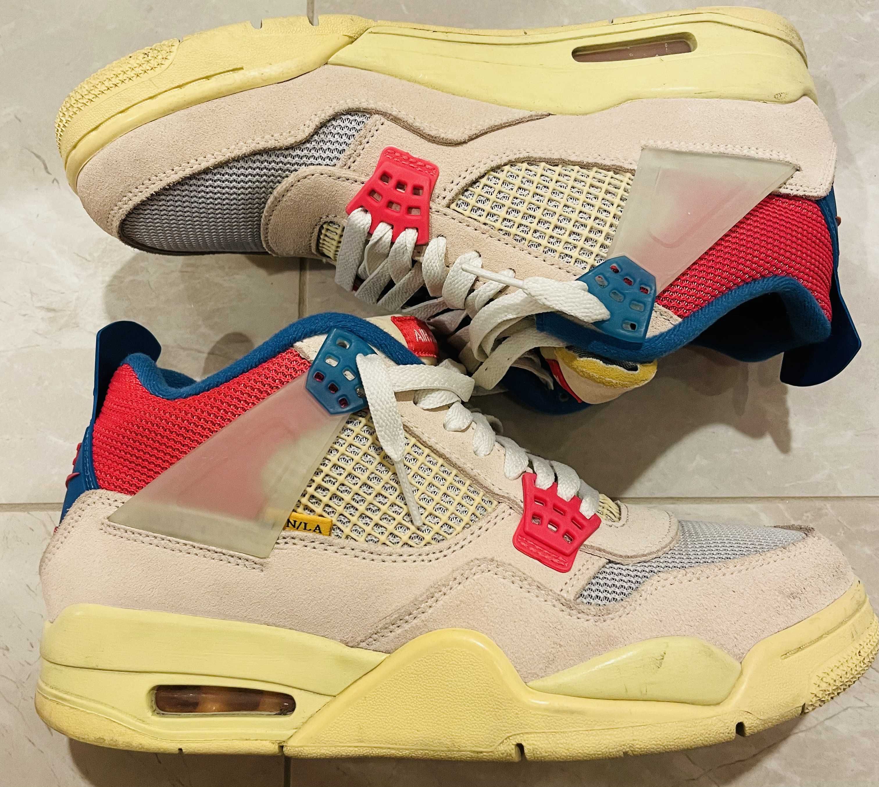 UNION × Nike Air Jordan 4 SP "Guava Ice/Light Fusion Red"