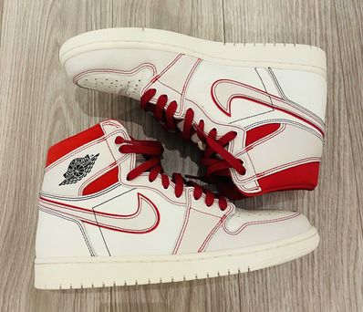 Nike Air Jordan 1 Retro High OG "Sail/University Red"