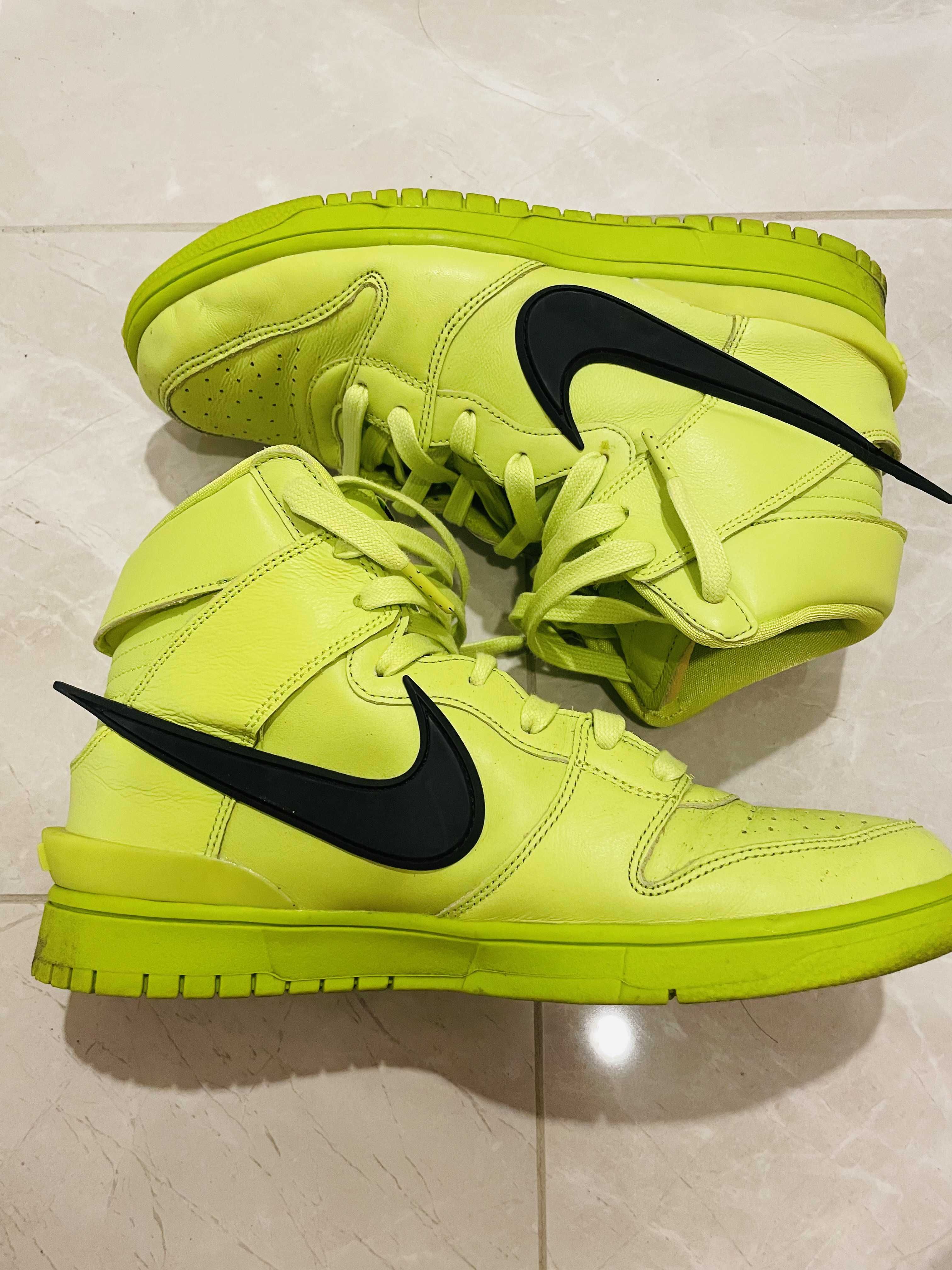 AMBUSH × NIKE DUNK HIGH "FLASH LIME"