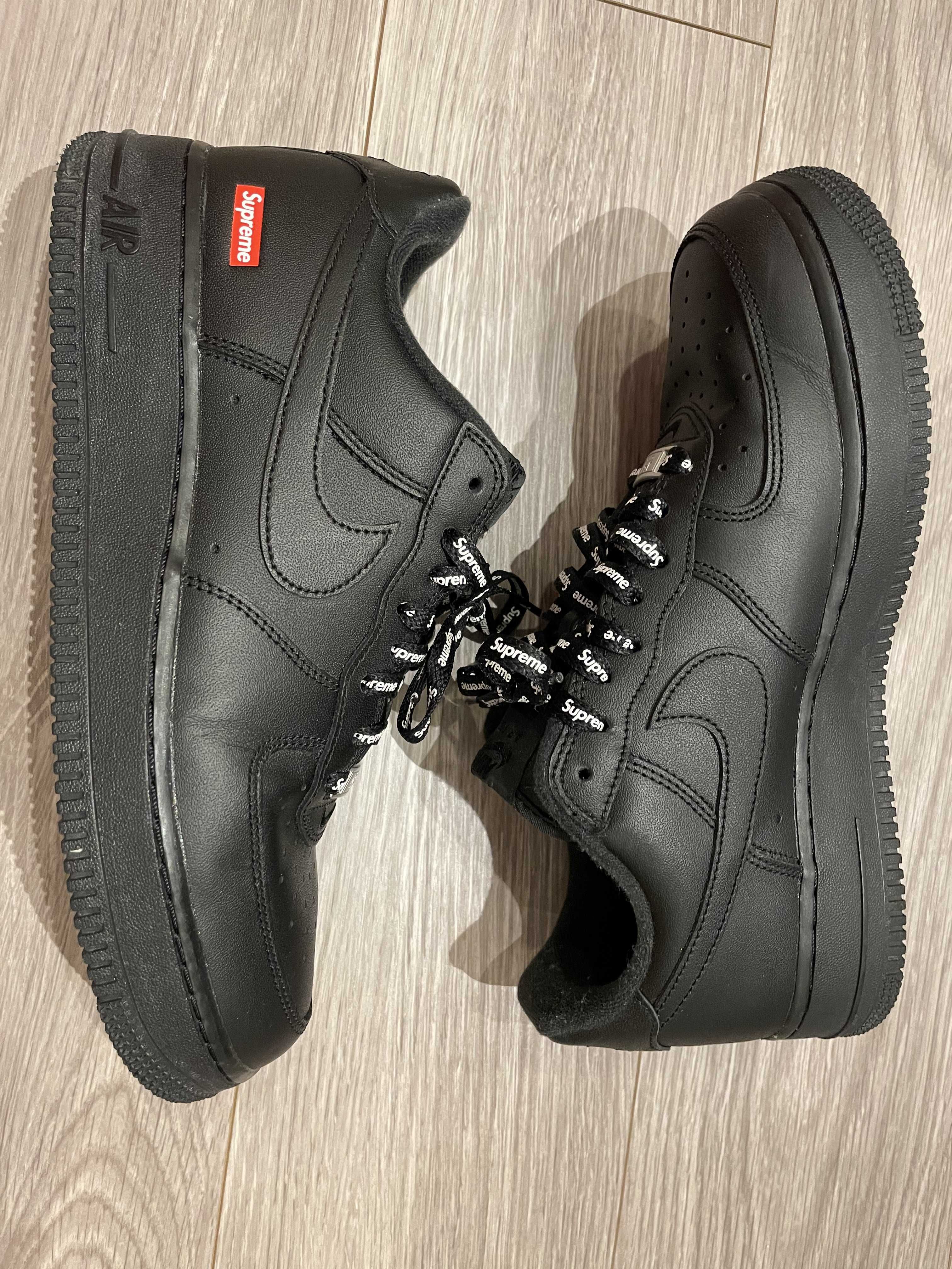 Supreme × Nike Air Force 1 Low "Black"