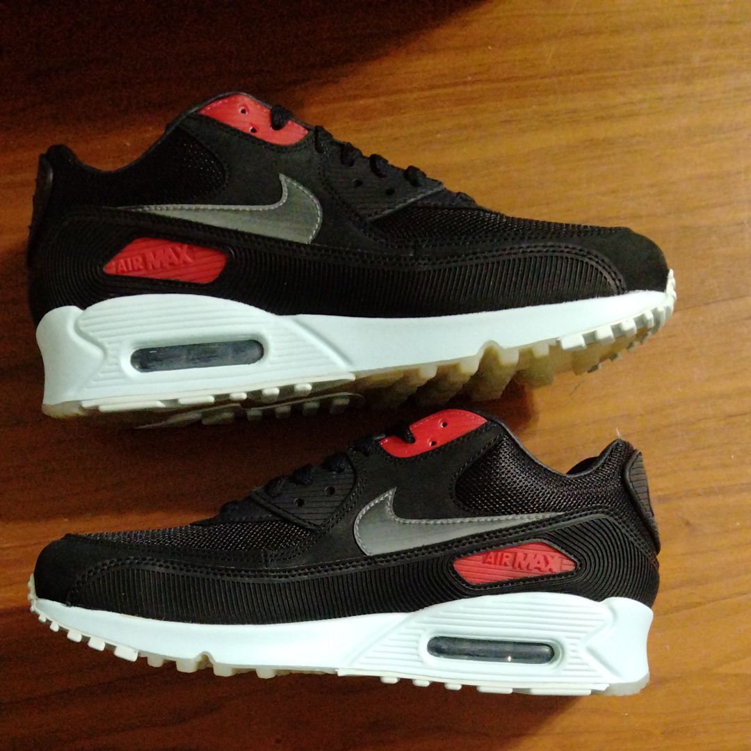 NIKE AIR MAX 90 PREMIUM VINYL