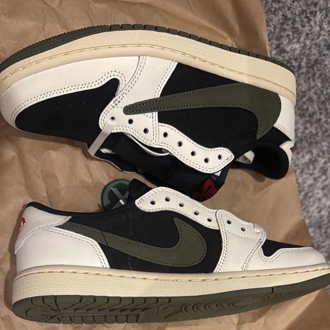 Travis Scott × Nike Women's Air Jordan 1 Low OG "Medium Olive"