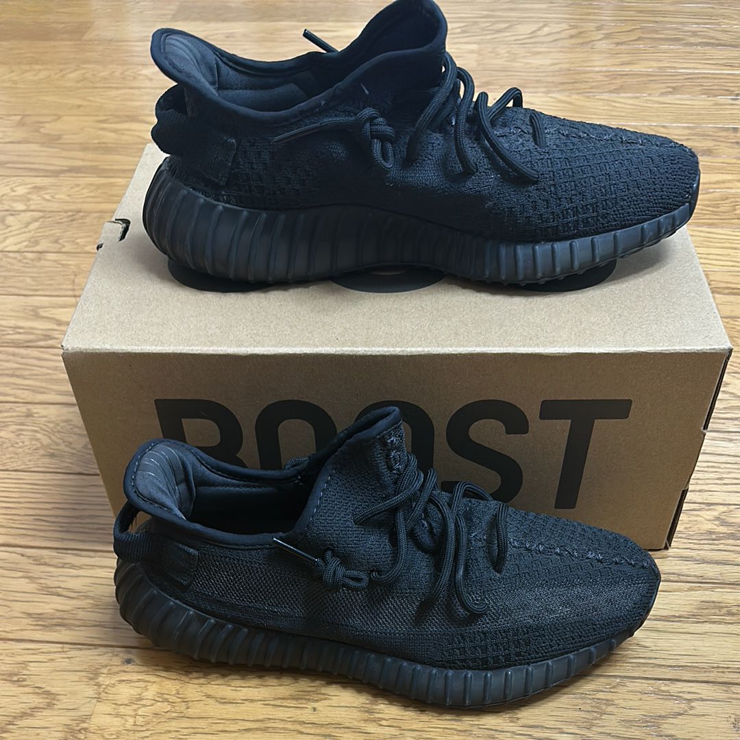 adidas YEEZY Boost 350V2 "Onyx"