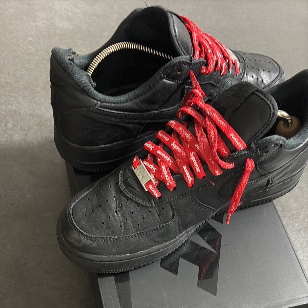 Supreme × Nike Air Force 1 Low "Black"