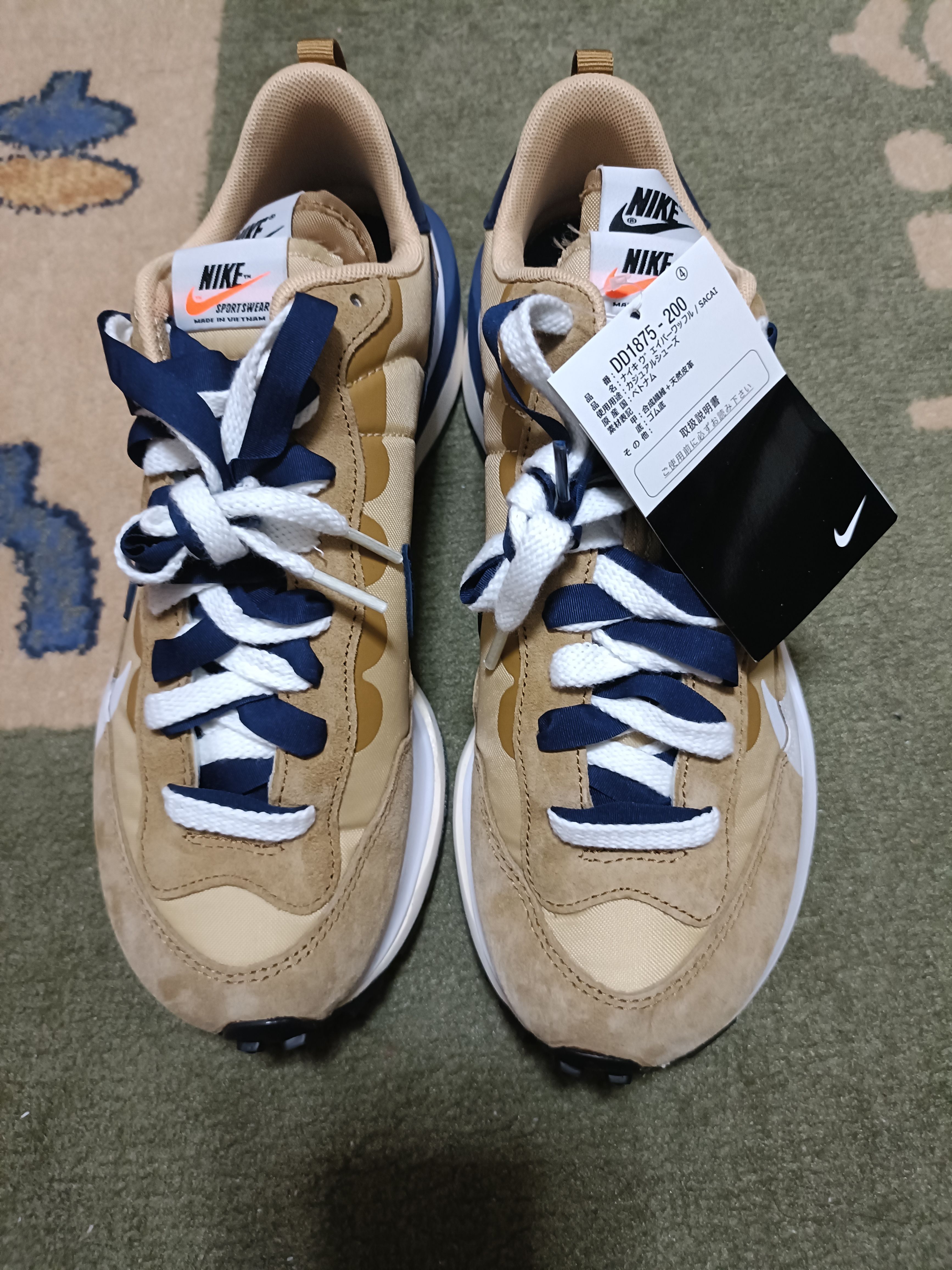 Sacai × Nike Vapor Waffle "Sesame And Blue Void"