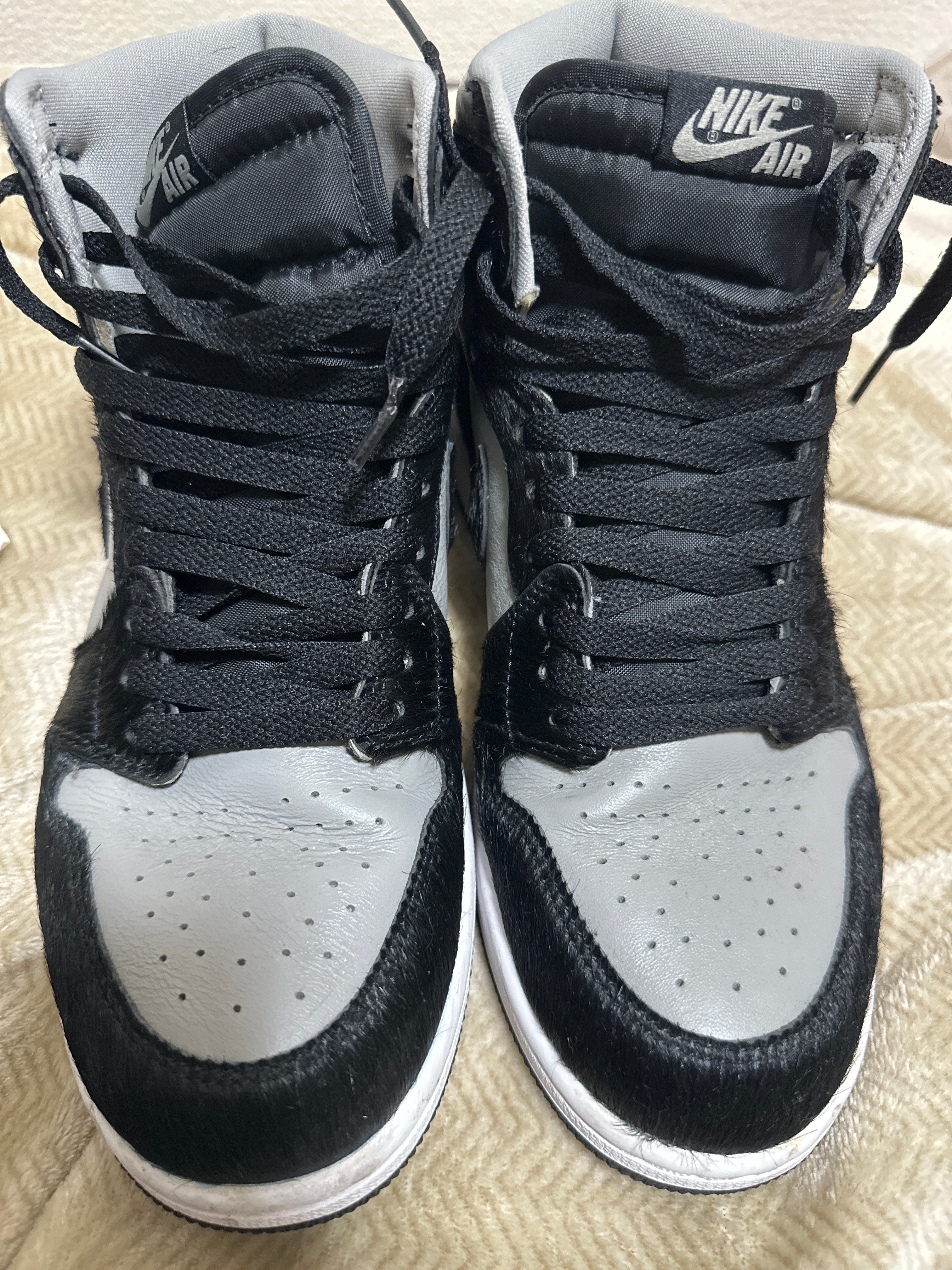 ナイキ ウィメンズ エアジョーダン1 レトロ ハイ OG "ミディアム グレー"