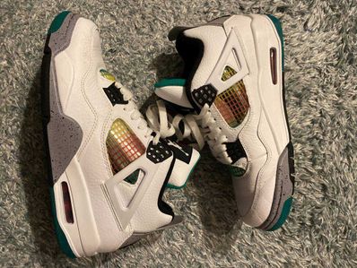NIKE Women's AIR JORDAN 4 "LUCID GREEN"