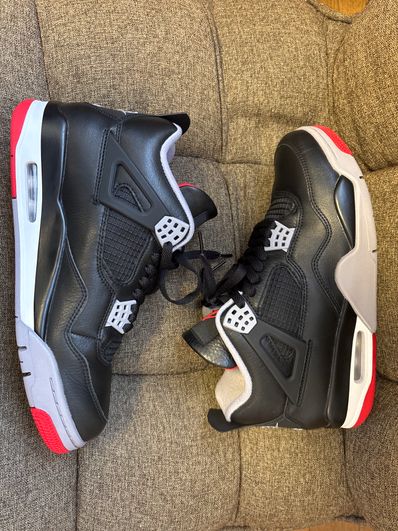 Nike Air Jordan 4 Retro "Bred Reimagined"