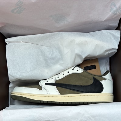 Travis Scott × Nike Air Jordan 1 Low OG SP "Reverse Olive"