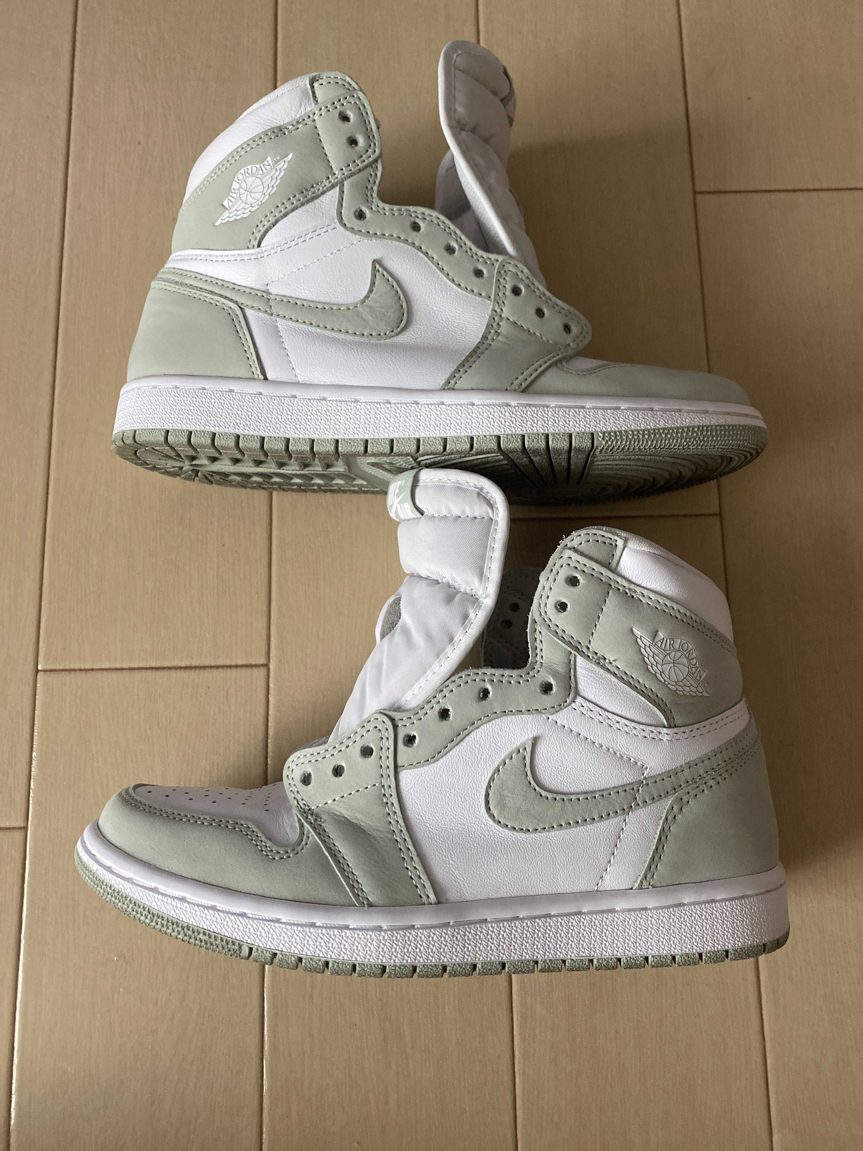 Nike Women's Air Jordan 1 High OG "Seafoam"