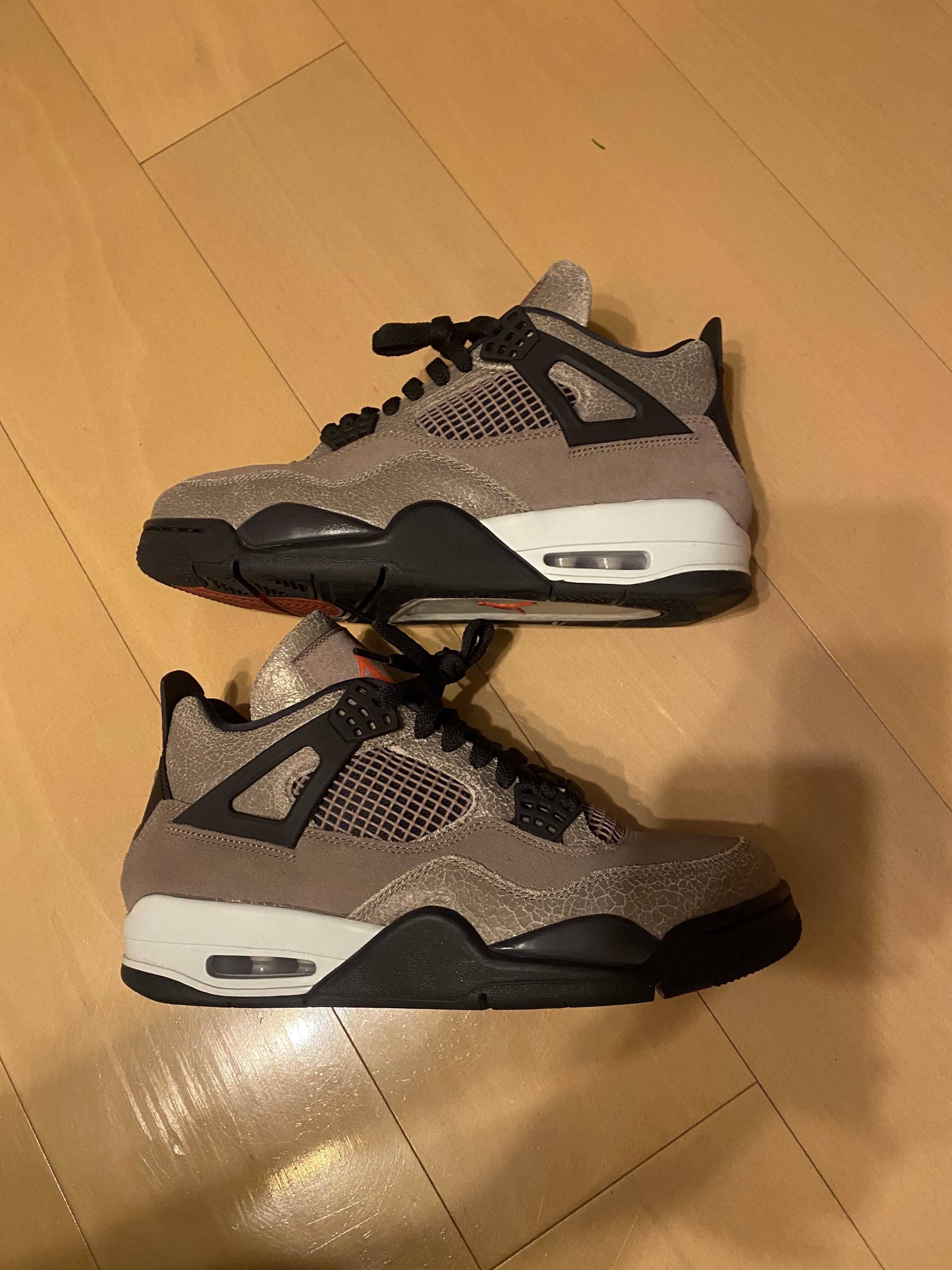 Nike Air Jordan 4 "Taupe Haze"   