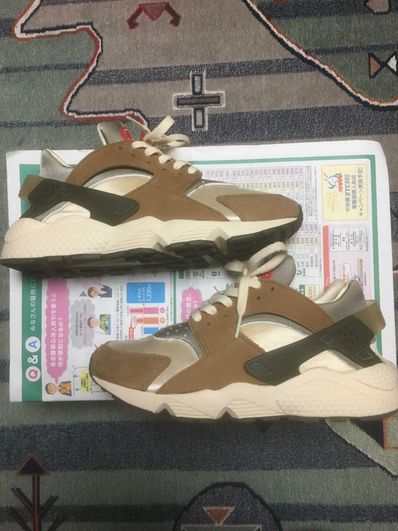 Stussy × Nike Air Huarache "Desert Oak"