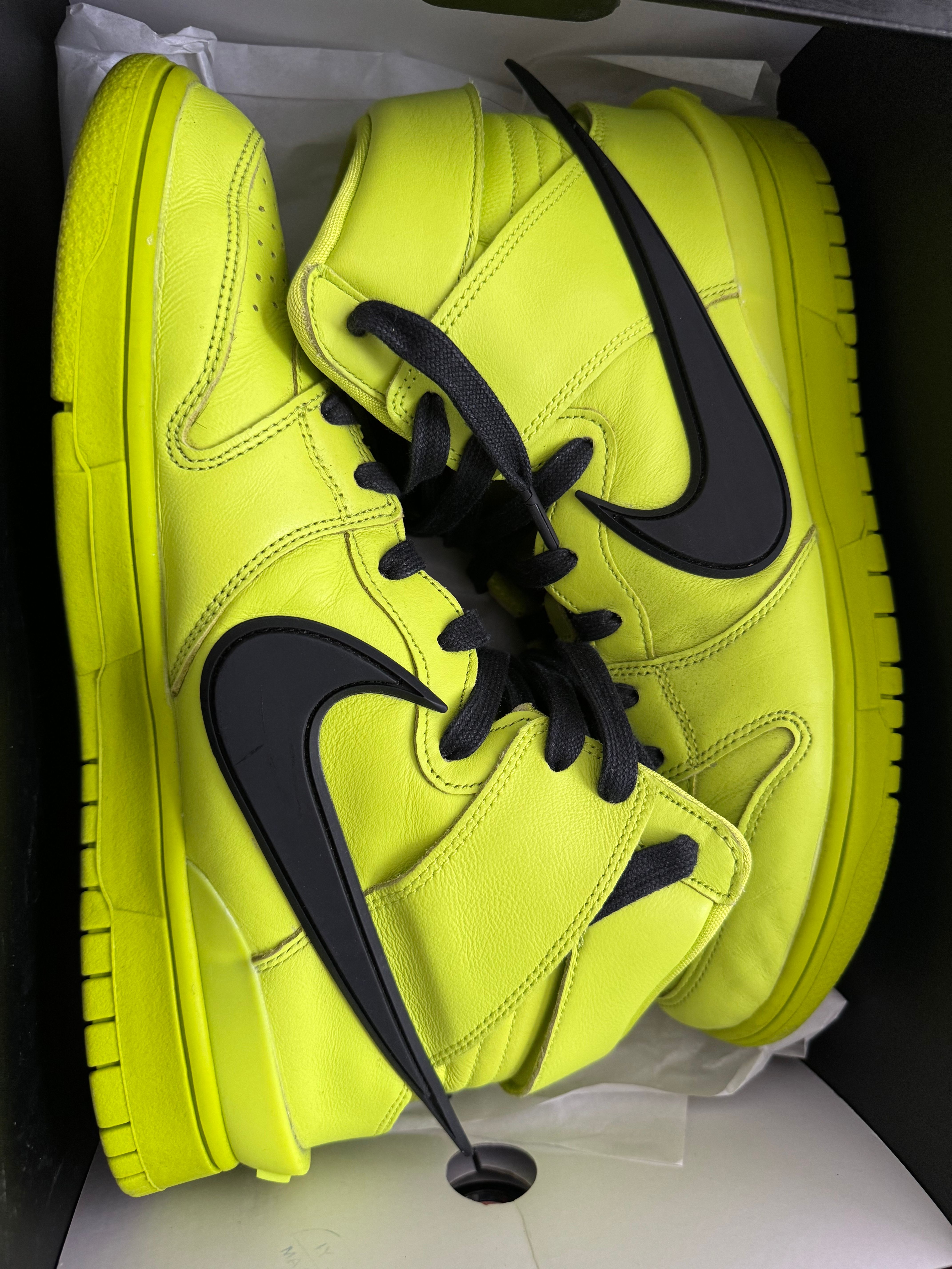 AMBUSH × NIKE DUNK HIGH "FLASH LIME"