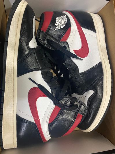 Nike Air Jordan 1 Retro High "Black/White/Sail/Gym Red"