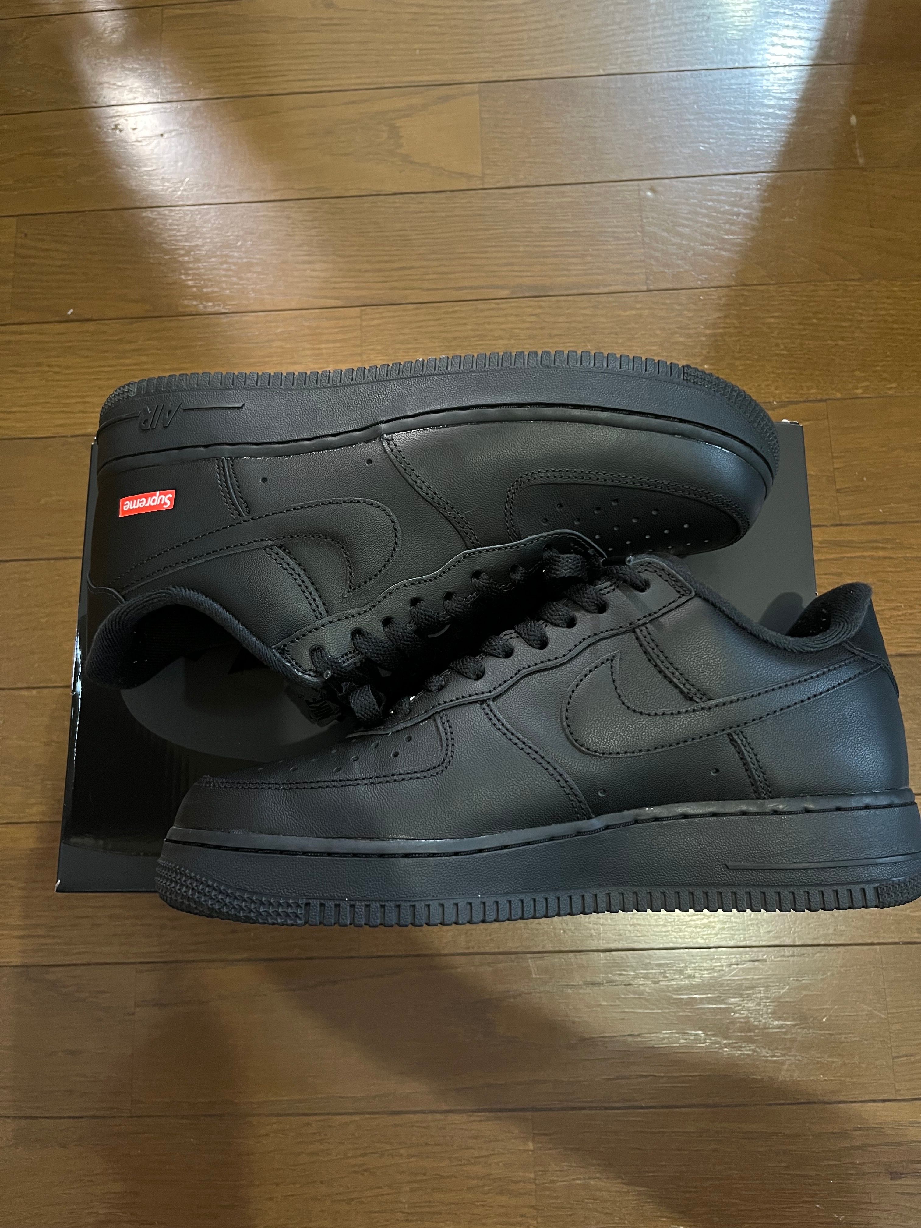 Supreme × Nike Air Force 1 Low "Black"