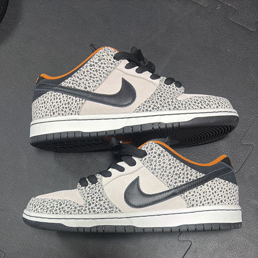 Nike SB Dunk Low Pro Electric Safari "Phantom and Black"