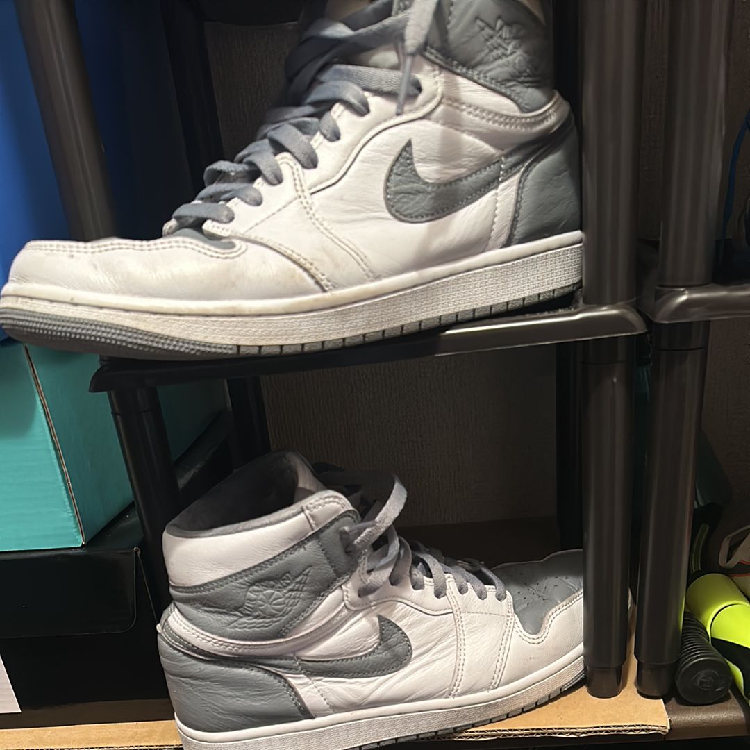 Nike Air Jordan 1 High OG "Stealth"