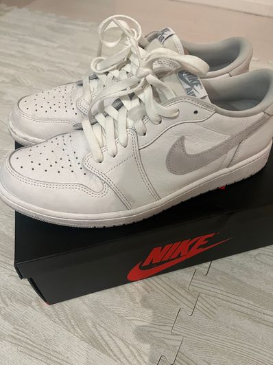 Nike Air Jordan 1 Low OG "Neutral Grey"