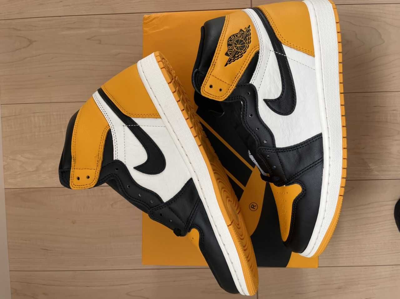 Nike Air Jordan 1 Retro High OG "Taxi"