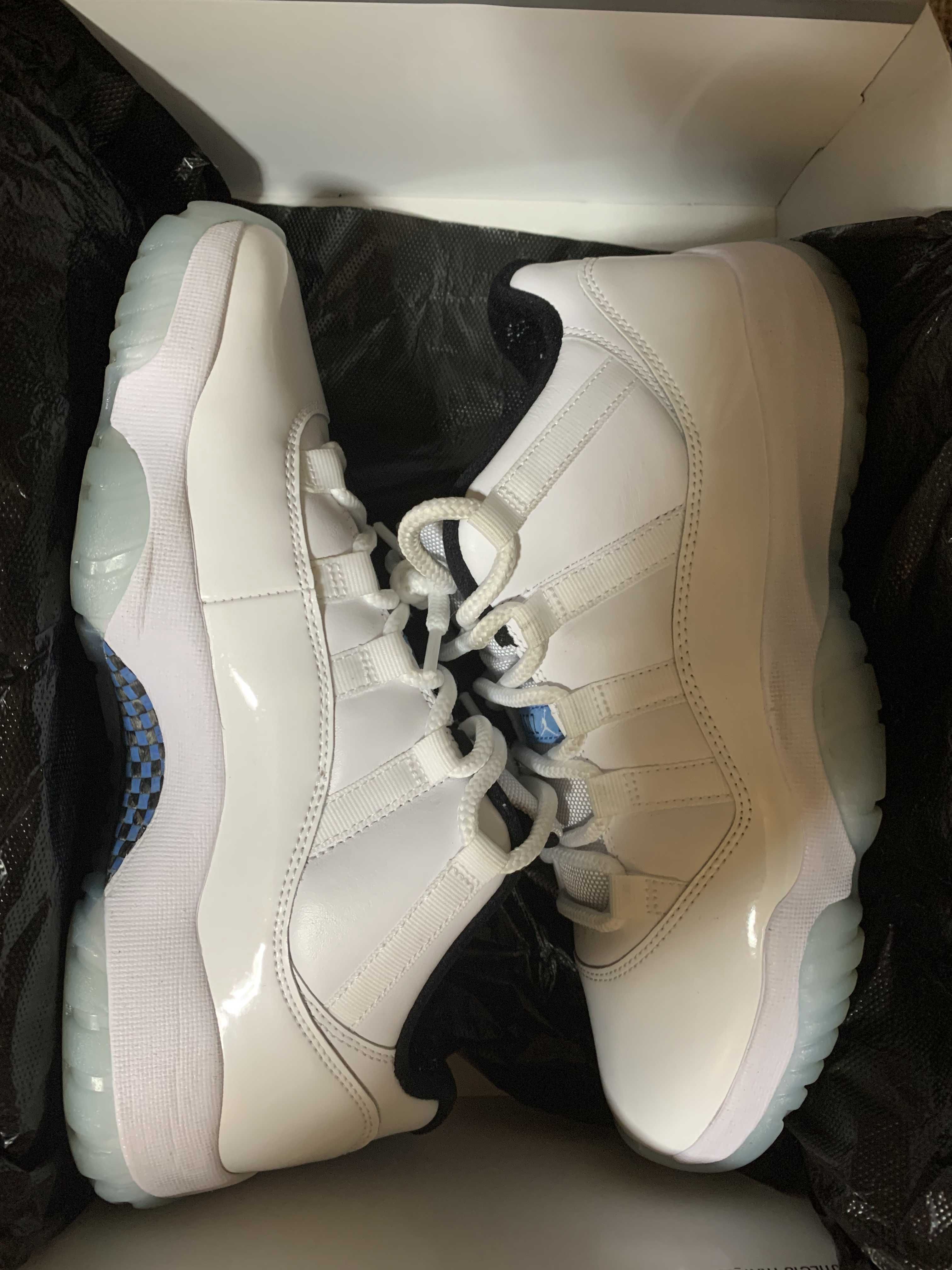 Nike Air Jordan 11 Low "Legend Blue"