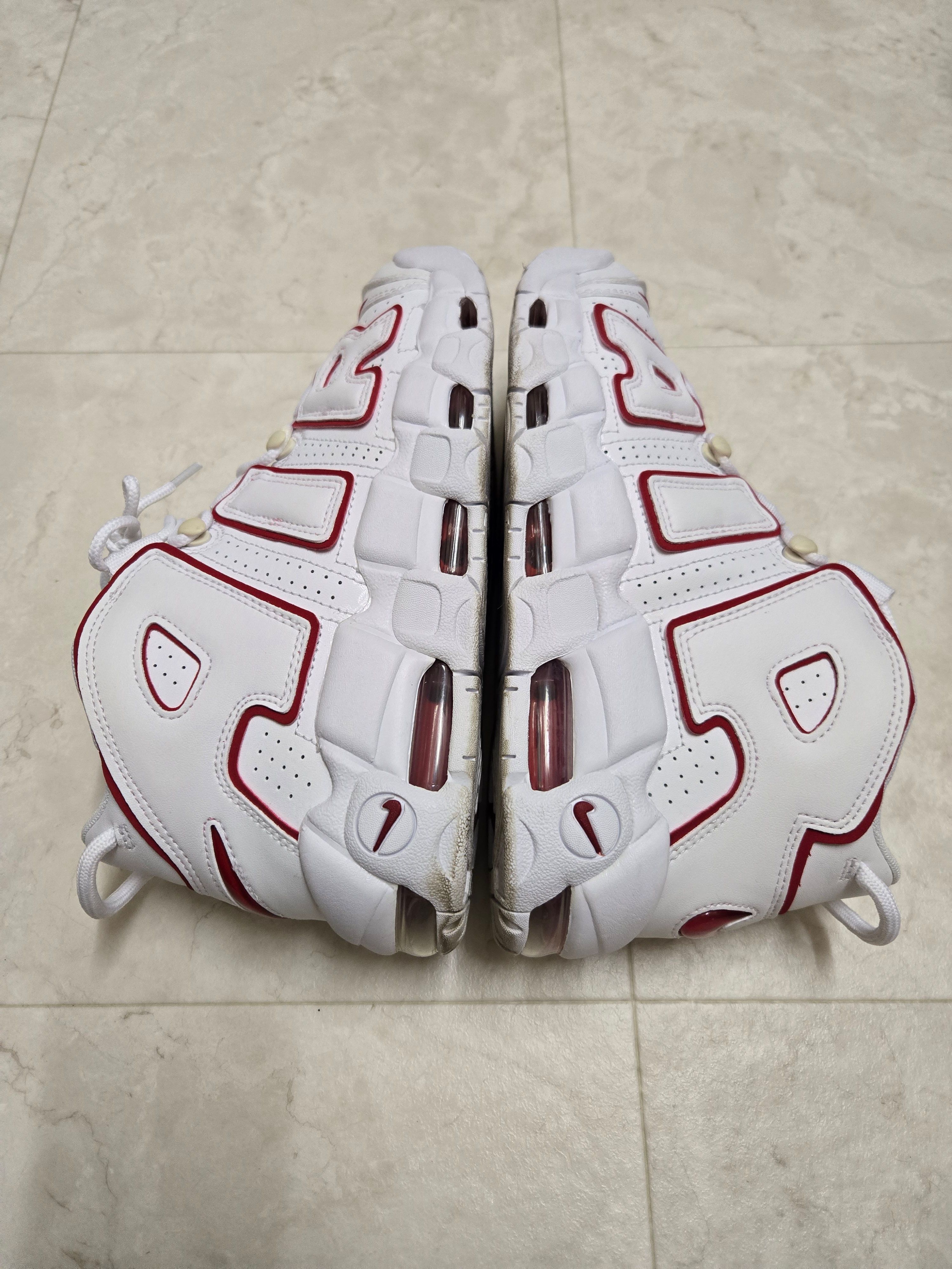 NIKE AIR MORE UPTEMPO "WHITE/VARSITY RED" (2021)