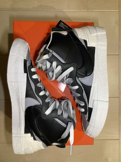 sacai × NIKE BLAZER MID "BLACK/WOLF GREY/WHITE"
