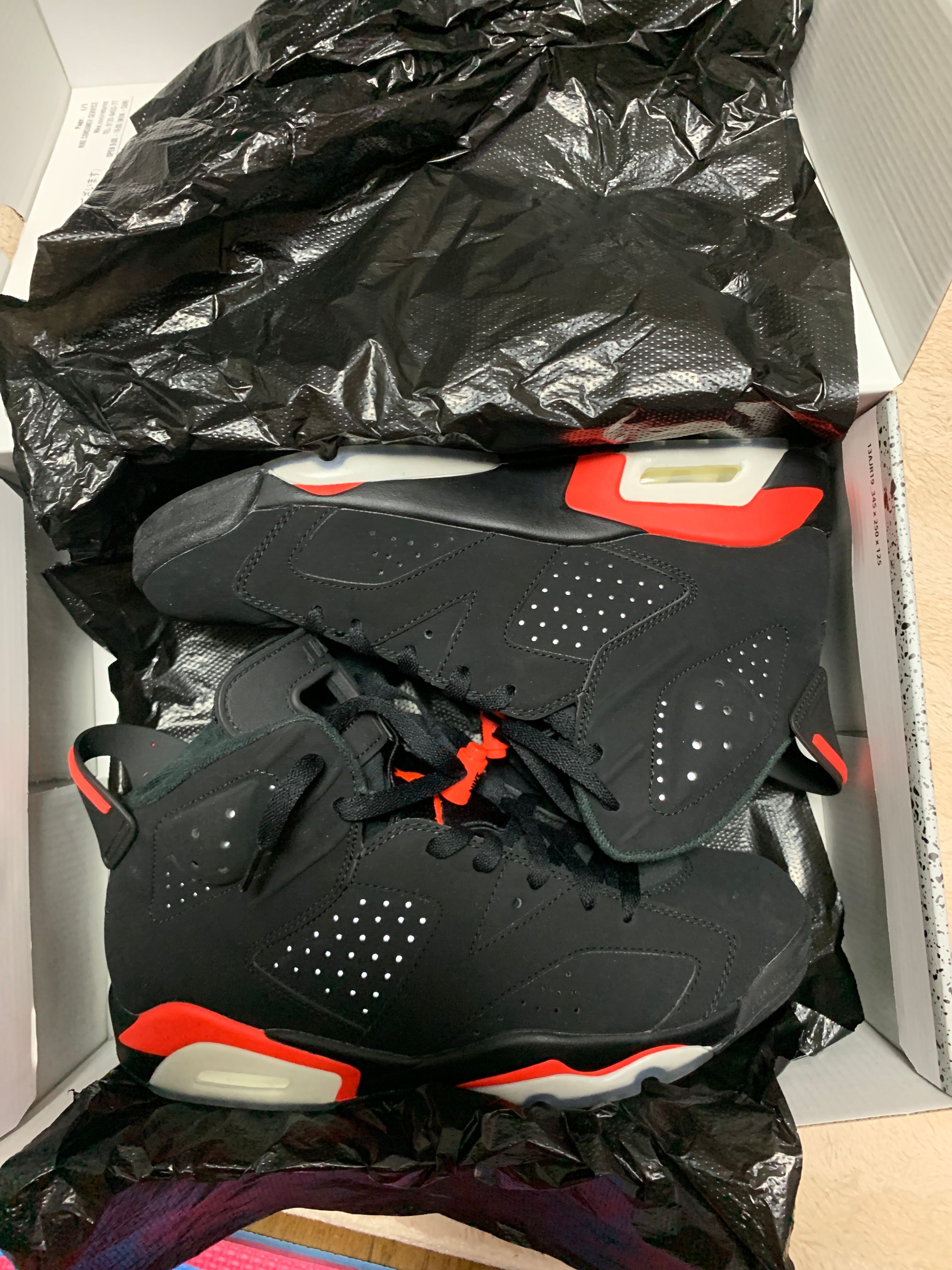 Nike Air Jordan 6 Retro OG "Black/Infrared"