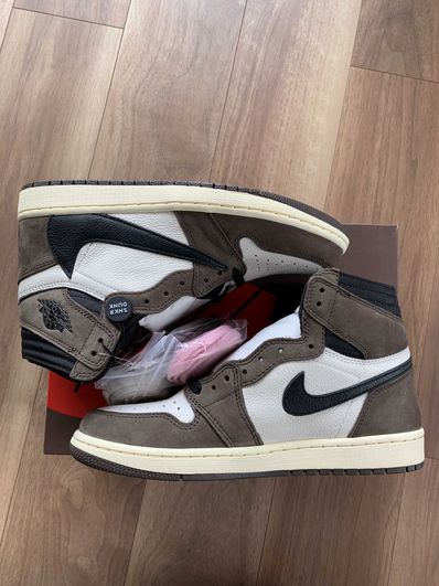 Travis Scott × Nike Air Jordan 1 Retro High OG TS SP "Sail/Dark Mocha"