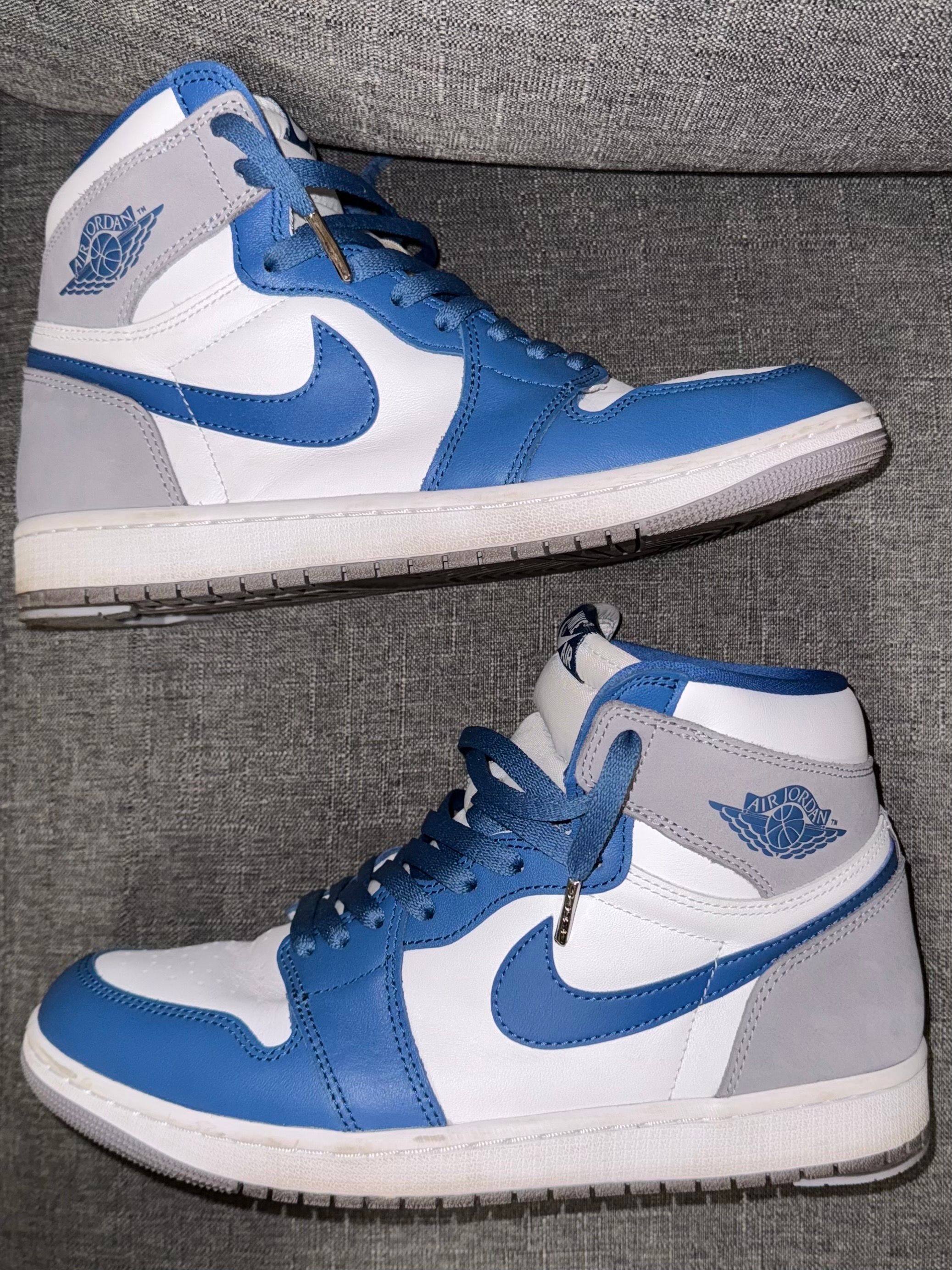 Nike Air Jordan 1 High OG "True Blue"