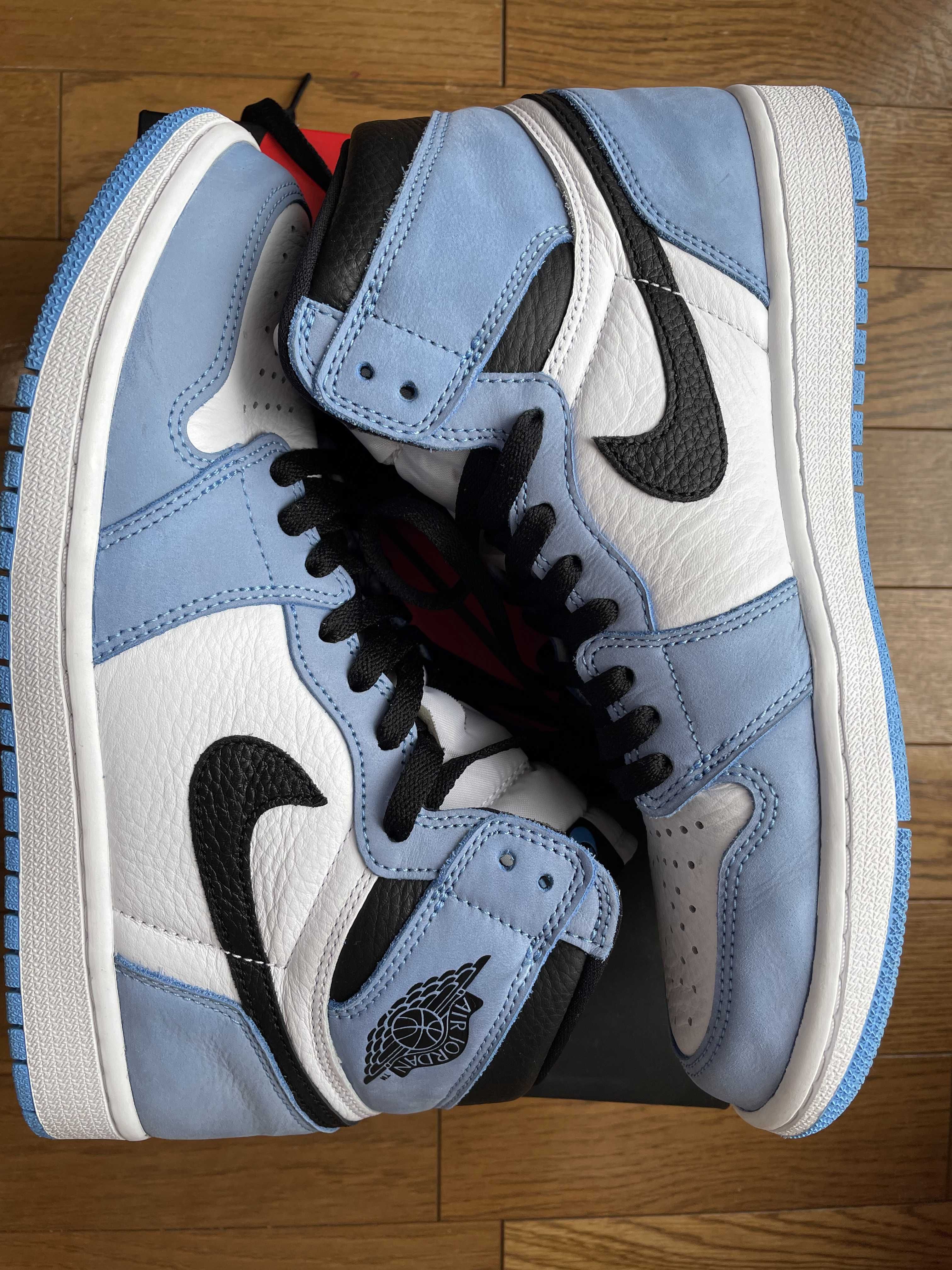 Nike Air Jordan 1 High OG "University Blue"