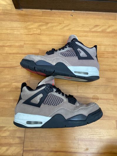 Nike Air Jordan 4 "Taupe Haze"